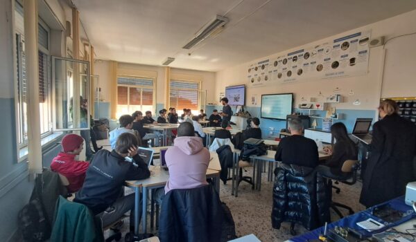 Laboratori Asoc all'IIS Galileo Galilei di Canicattì